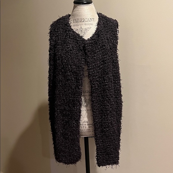Sweaters - Women's Black Textured Sweater Vest
